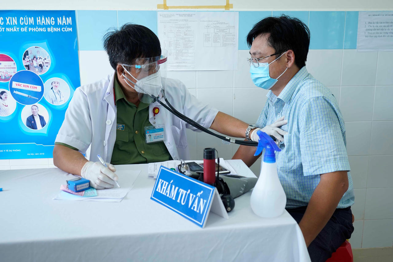 Hơn 70% người dân Côn Đảo được tiêm vaccine phòng COVID-19