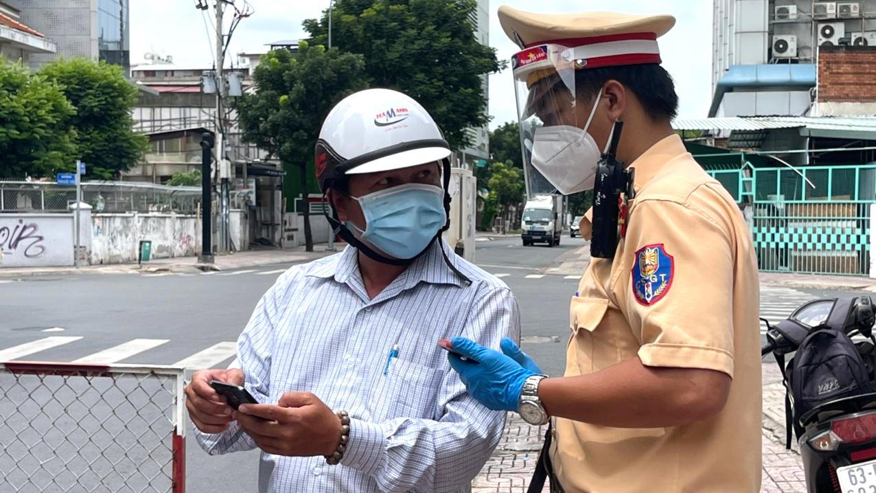 TP HCM những ngày đầu triển khai hệ thống khai báo di chuyển nội địa 