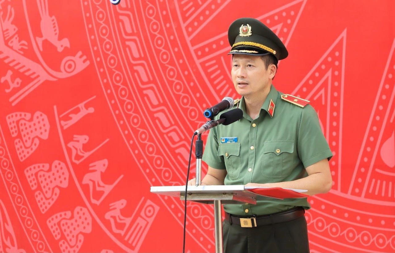 300 cán bộ, học viên Công an chi viện Đồng Nai chống dịch