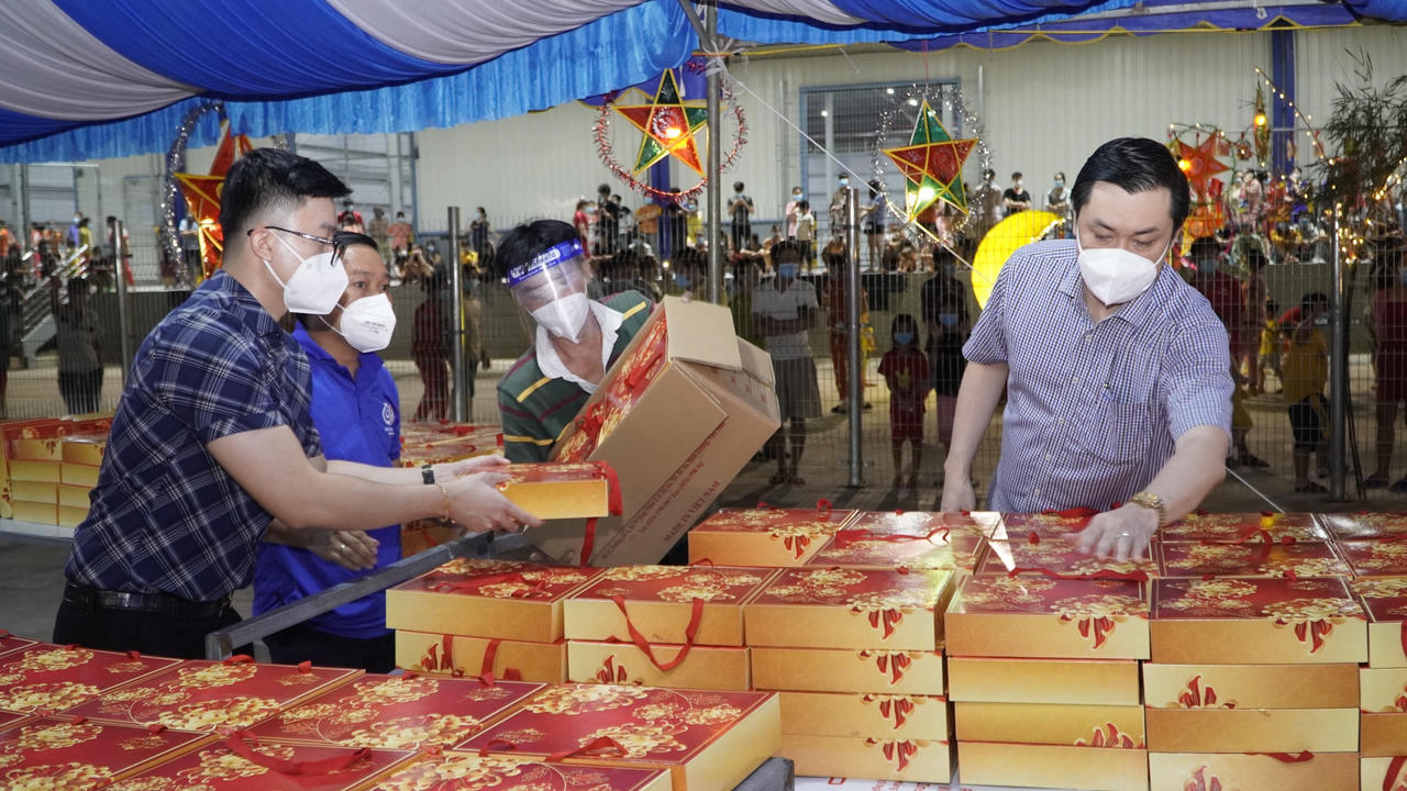 'Mùa trăng tròn' đặc biệt ở nơi điều trị hơn 11.000 F0