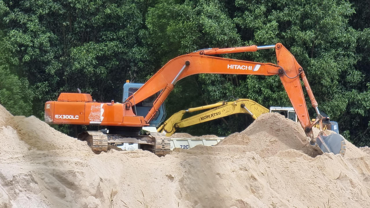 Huyện Xuyên Mộc (Bà Rịa – Vũng Tàu): nhiều hộ dân bỏ hoang nhà cửa vì vấn nạn cát lậu 