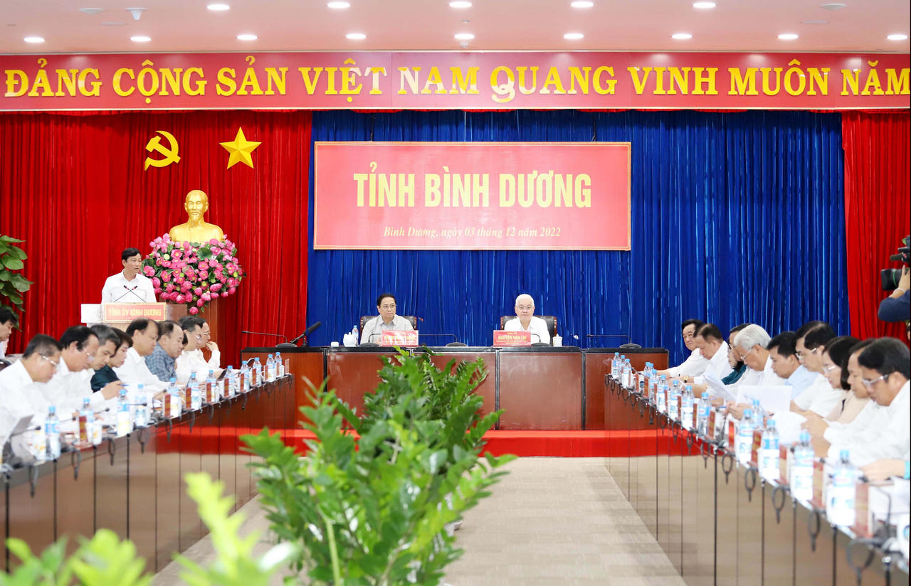 Thủ tướng làm việc với Ban Thường vụ Tỉnh ủy Bình Dương về loạt vấn đề quan trọng