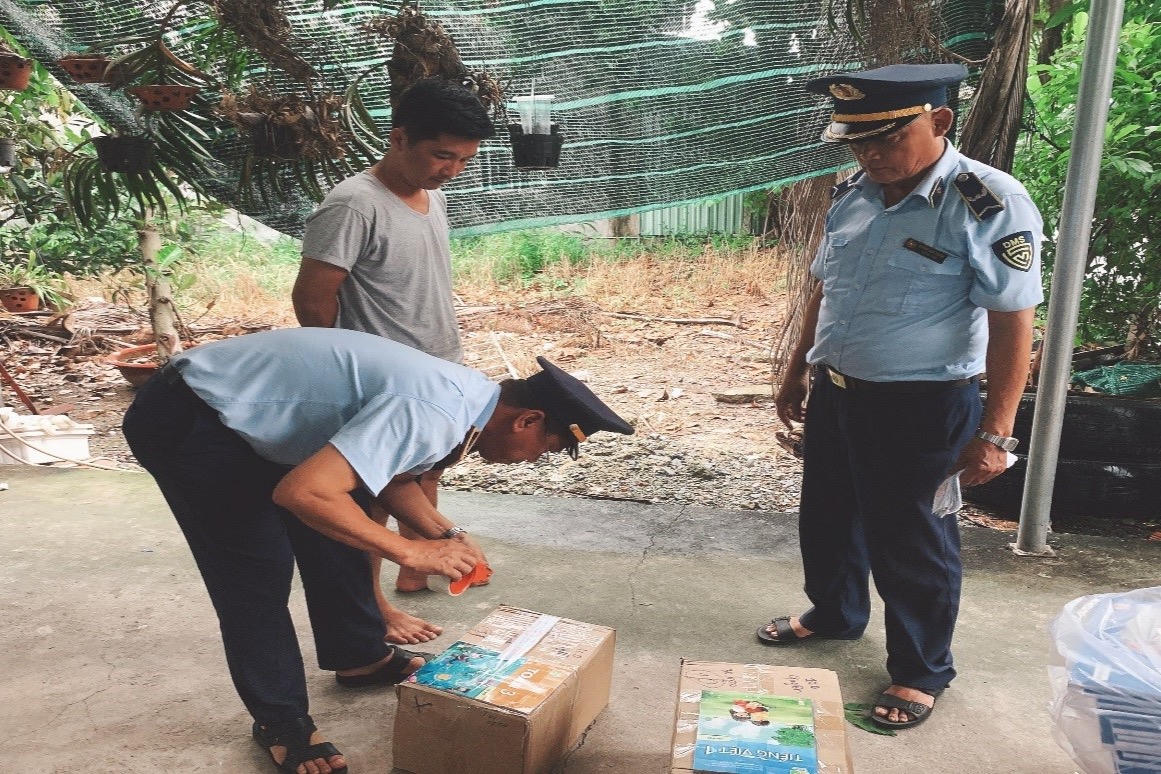 Chuyển hồ sơ vụ hơn 3000 cuốn sách giáo khoa giả cho công an điều tra