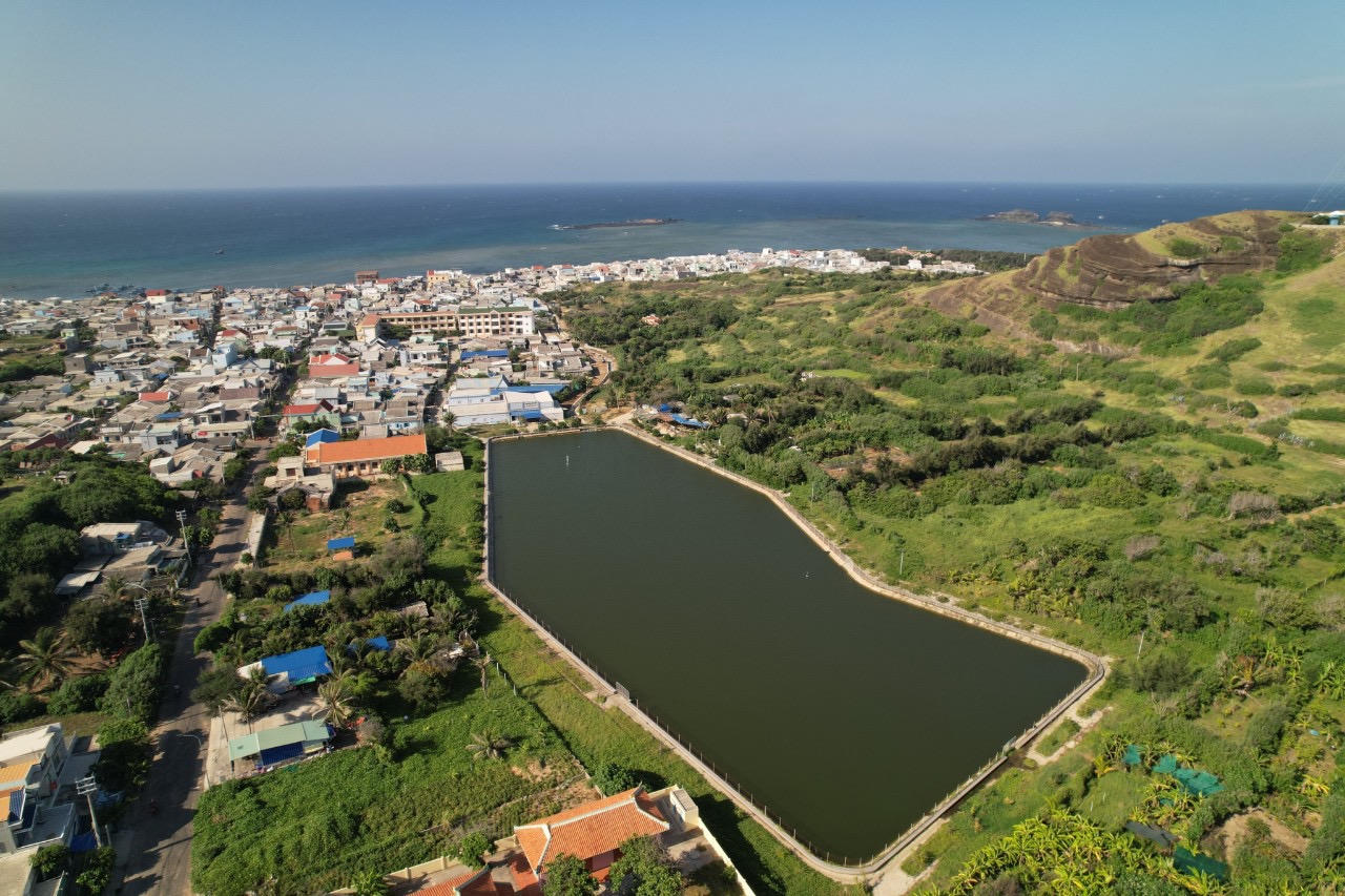 Đảo Phú Quý 'khát' nước ngọt