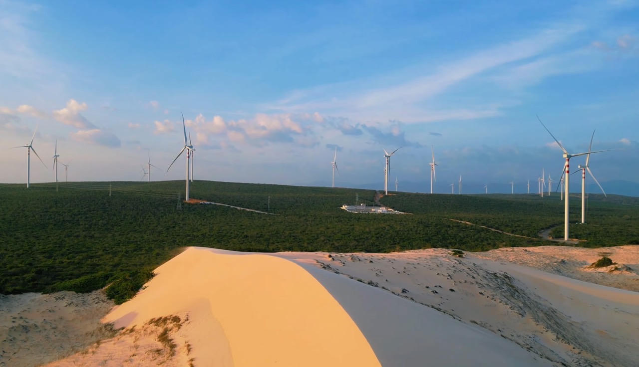 Bình Thuận muốn phát triển điện gió ngoài khơi để thúc đẩy kinh tế biển