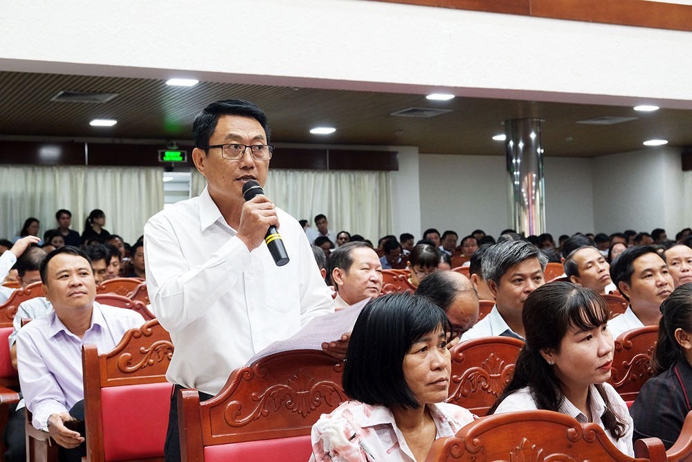 Bí thư Tỉnh ủy Đồng Nai gặp với bí thư, chủ tịch UBND cấp xã