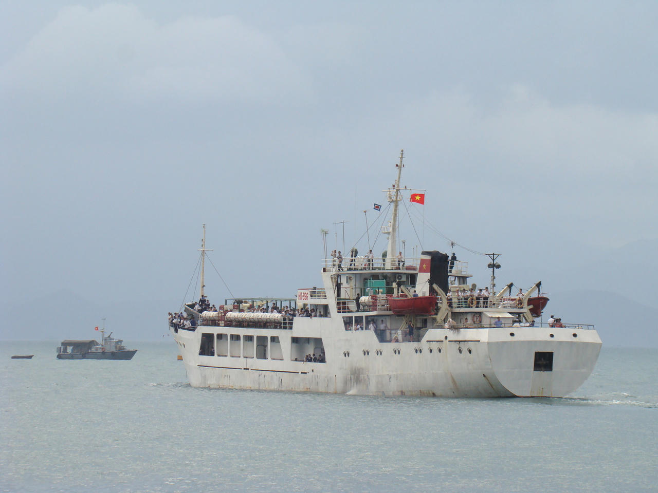 Tuyên truyền về biển, đảo Việt Nam cho ngư dân ra khơi bám biển