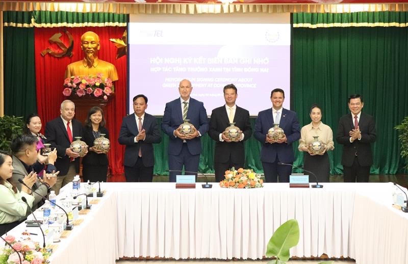 Ký kết Biên bản ghi nhớ Hợp tác tăng trưởng xanh tỉnh Đồng Nai