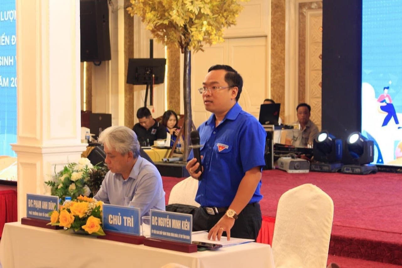 Nâng cao chất lượng công tác phát triển Đảng trong học sinh, sinh viên