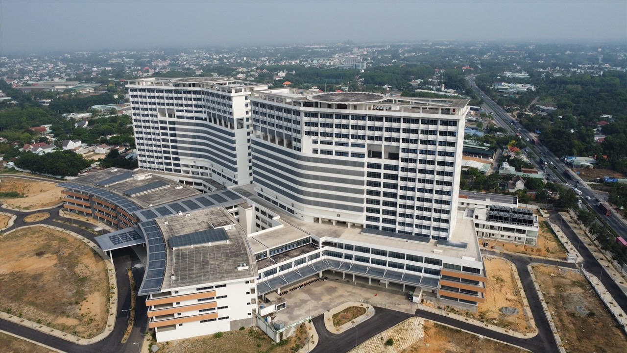 Chủ tịch tỉnh Bình Dương chỉ đạo “nóng” xử lý các đơn vị nhũng nhiễu trong đầu tư công