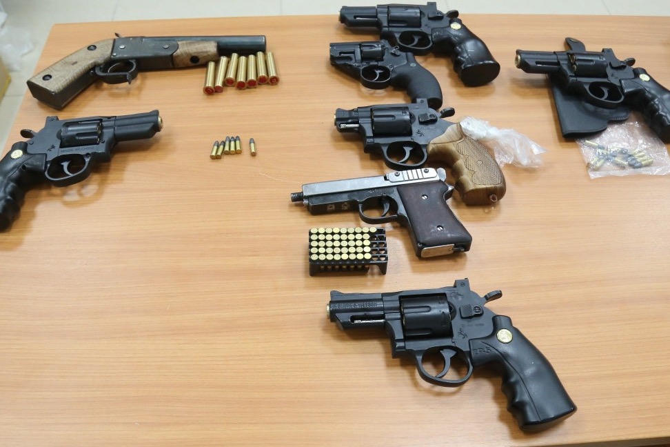 Bắt 3 nghi can chế tạo súng để bán trên mạng