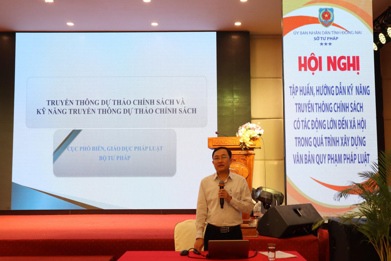 Đồng Nai: Tập huấn hướng dẫn kỹ năng truyền thông chính sách cho hơn 200 cán bộ, công chức