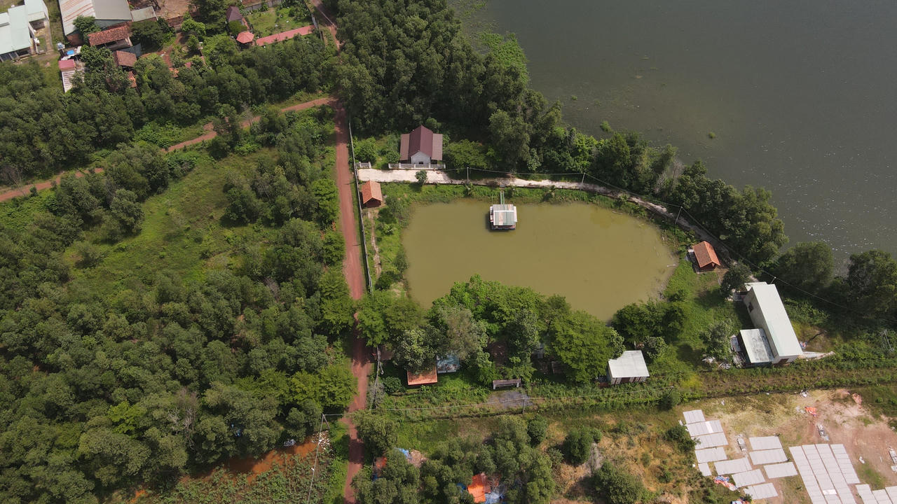 'Xẻ thịt' hồ chứa nước Sông Mây