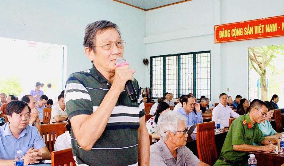 Cử tri phản ánh các vấn đề thiết thực dân sinh với ĐBQH tỉnh Đồng Nai