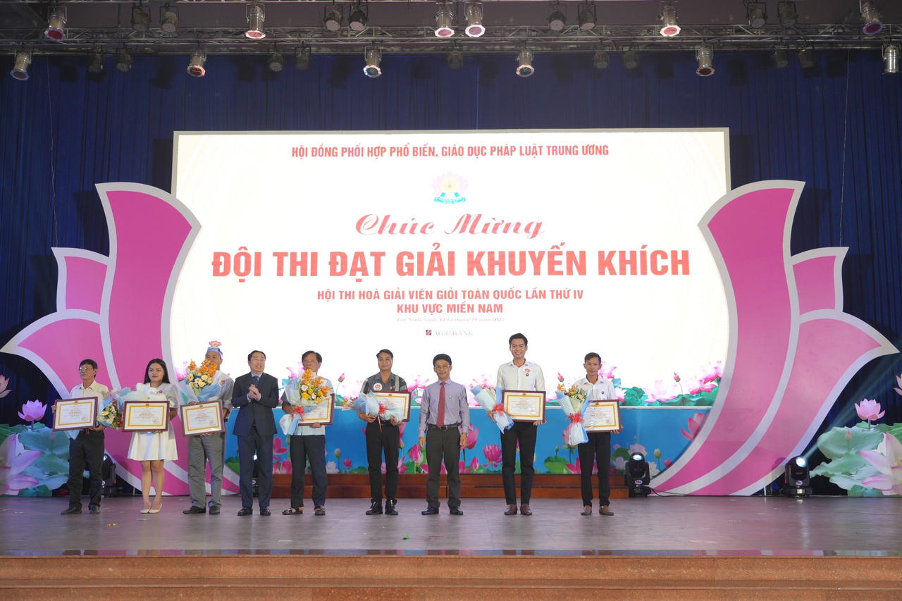 Năm đội thi Hòa giải viên giỏi khu vực miền Nam vào chung kết toàn quốc