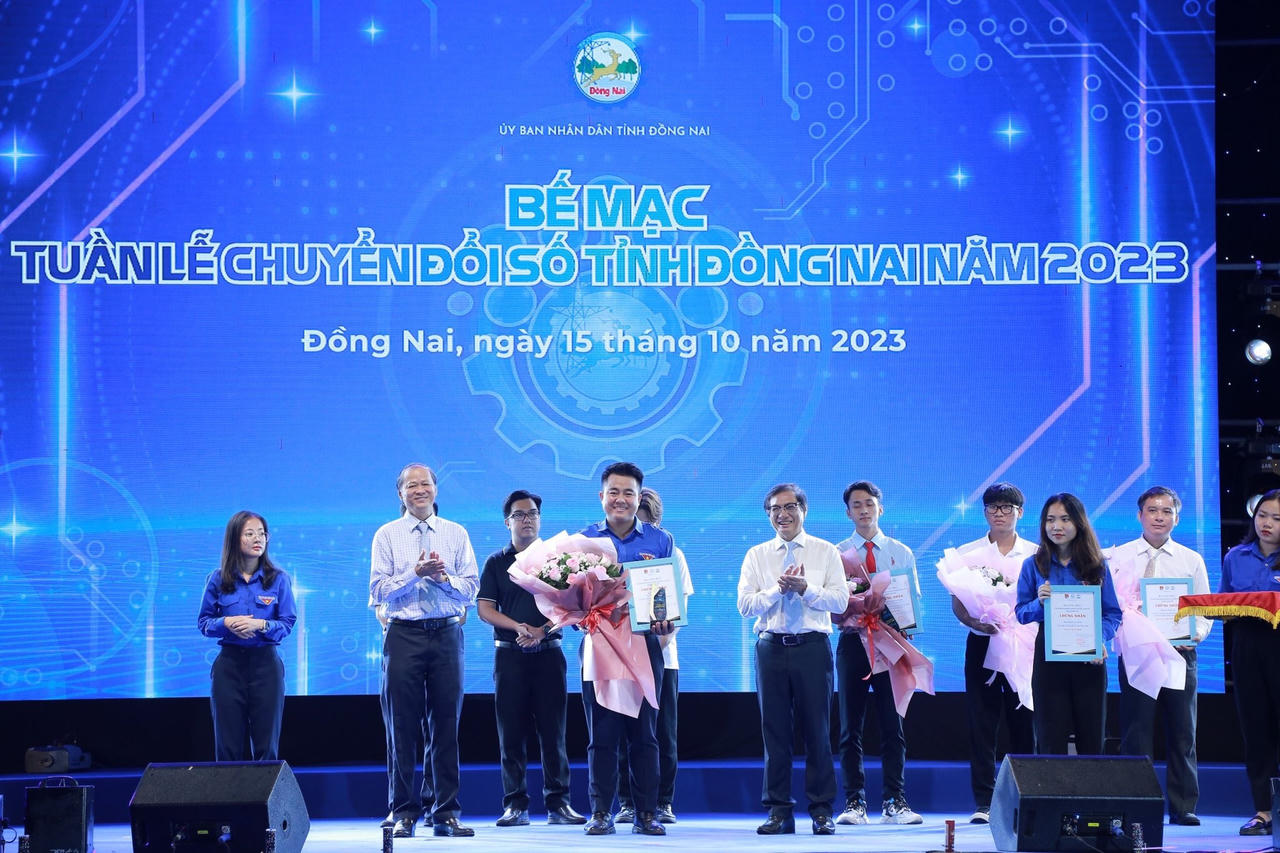 Lan tỏa sâu rộng tinh thần chuyển đổi số tại Đồng Nai