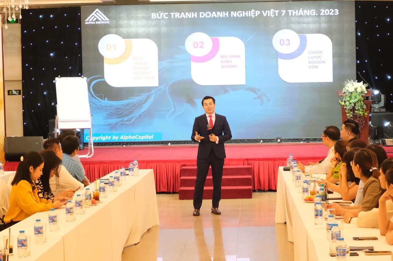 Doanh nghiệp cần tiến hóa mô hình kinh doanh để phù hợp với xu thế của xã hội