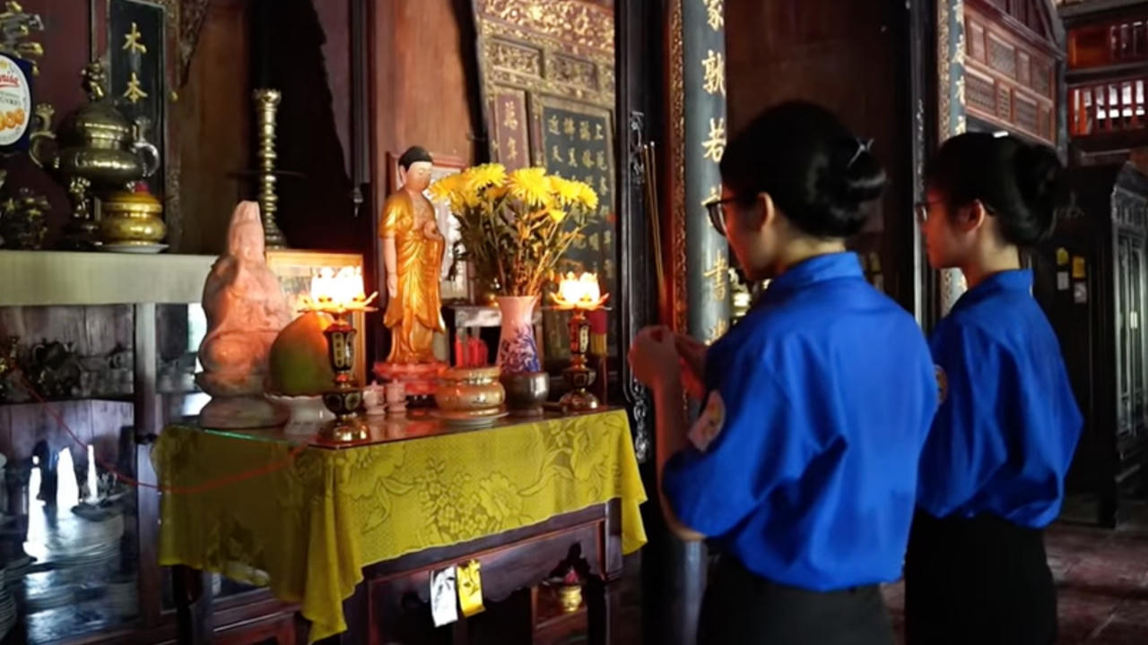 Nhà cổ hơn 100 tuổi giữa lòng cù lao