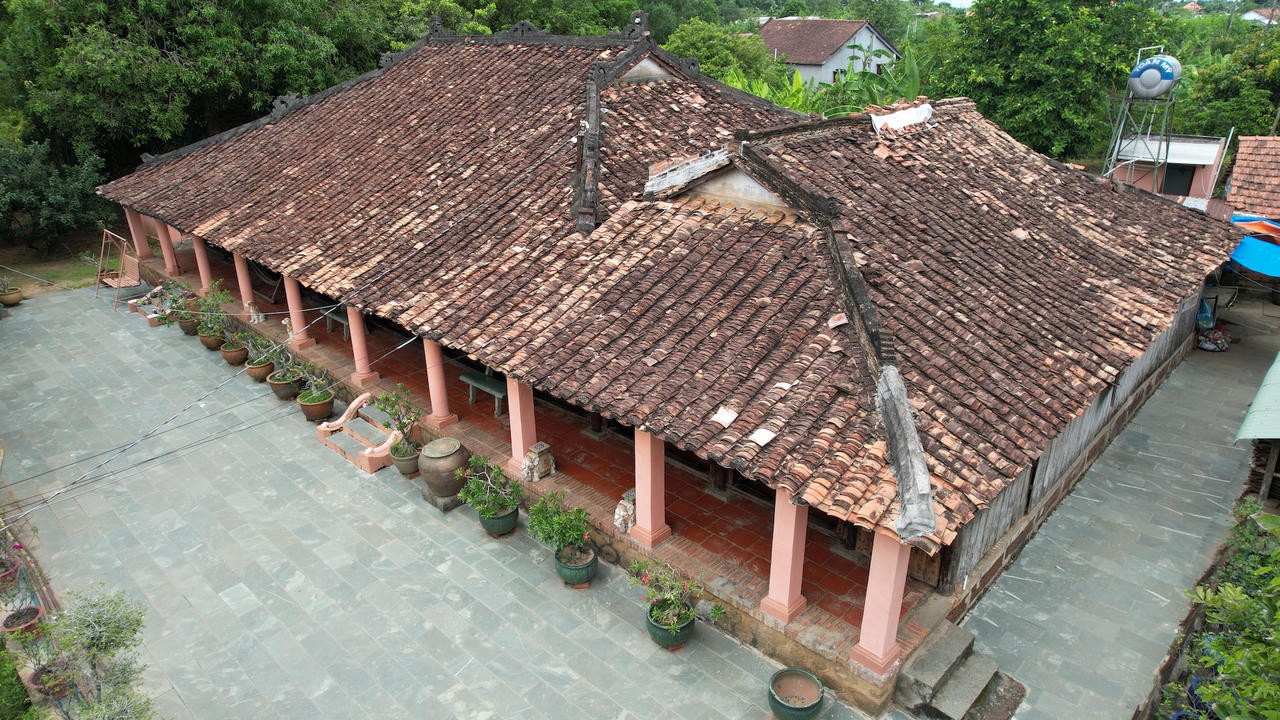 Nhà cổ hơn 100 tuổi giữa lòng cù lao