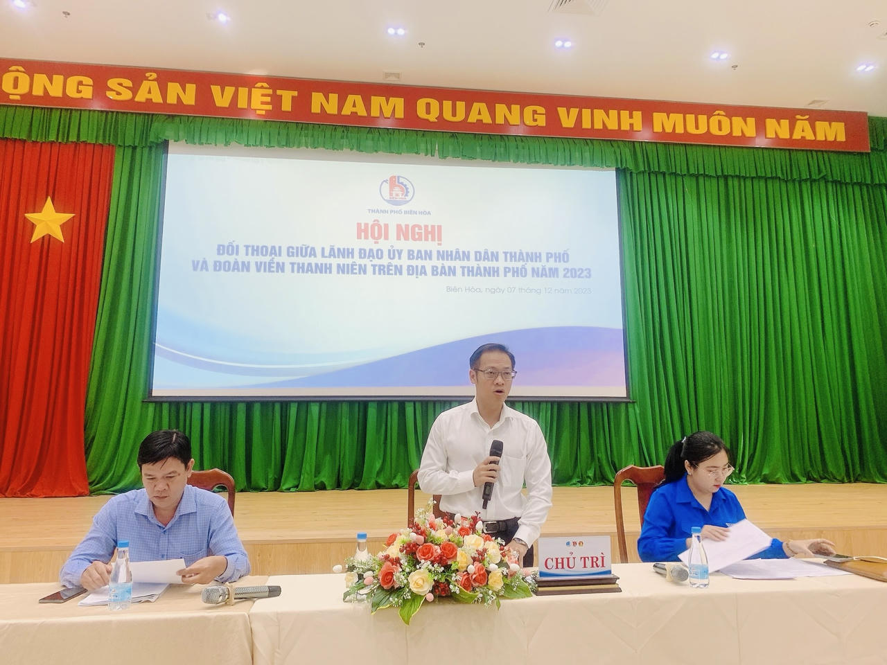 Lãnh đạo UBND TP Biên Hoà đối thoại với đoàn viên, thanh niên