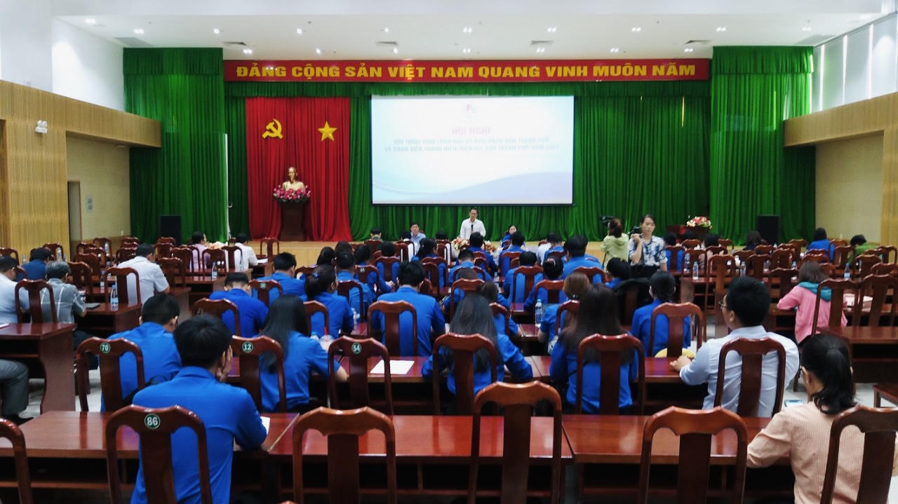 Lãnh đạo UBND TP Biên Hoà đối thoại với đoàn viên, thanh niên