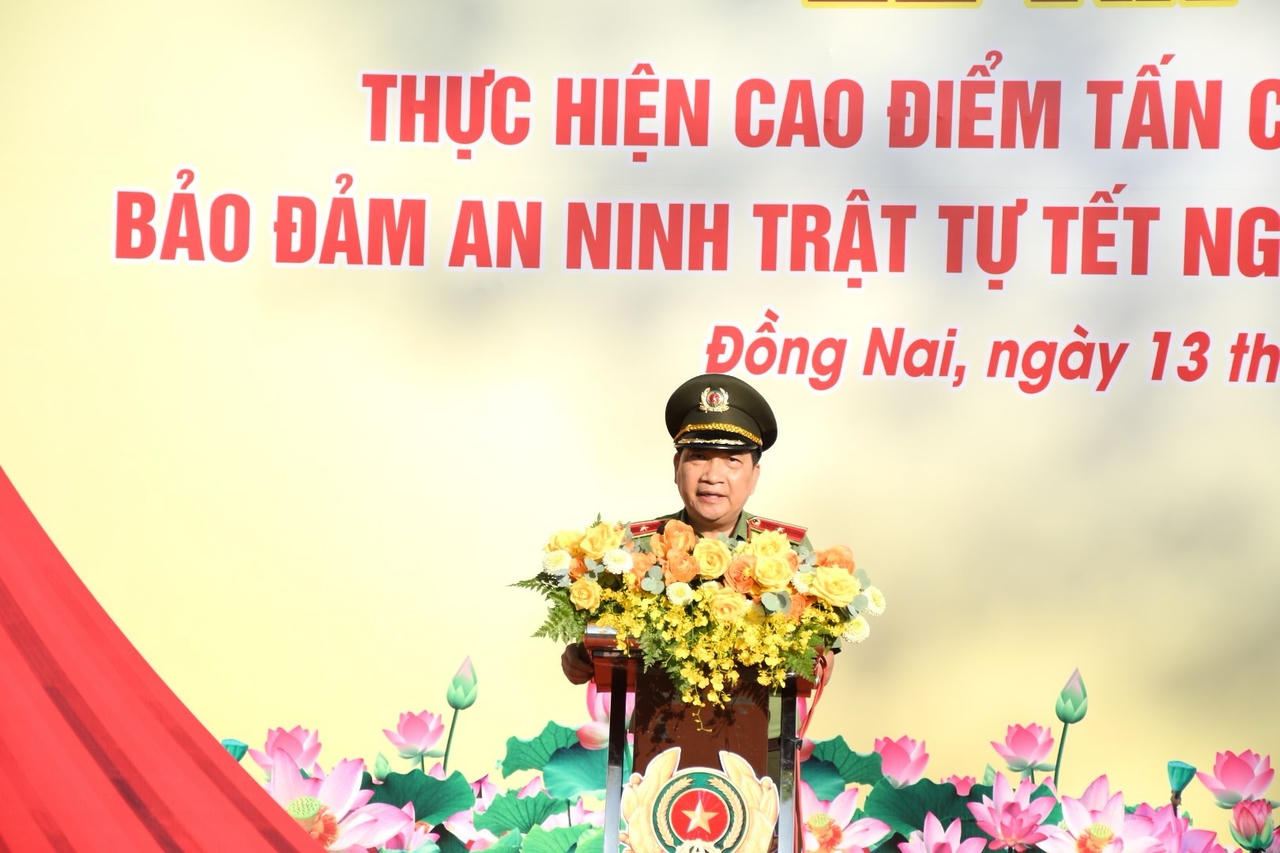 Công an tỉnh Đồng Nai ra quân thực hiện cao điểm trấn áp tội phạm dịp tết Nguyên Đán