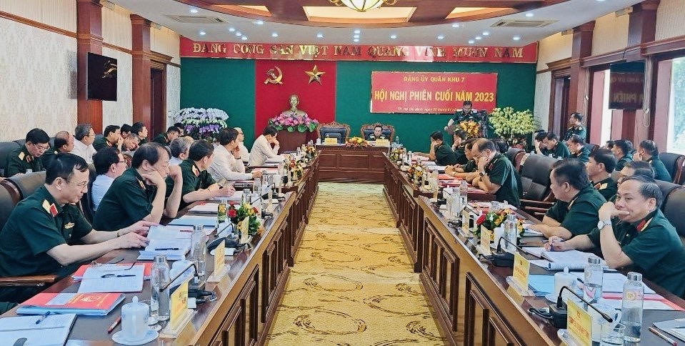 Đảng ủy Quân khu 7 tổ chức hội nghị phiên cuối năm 2023