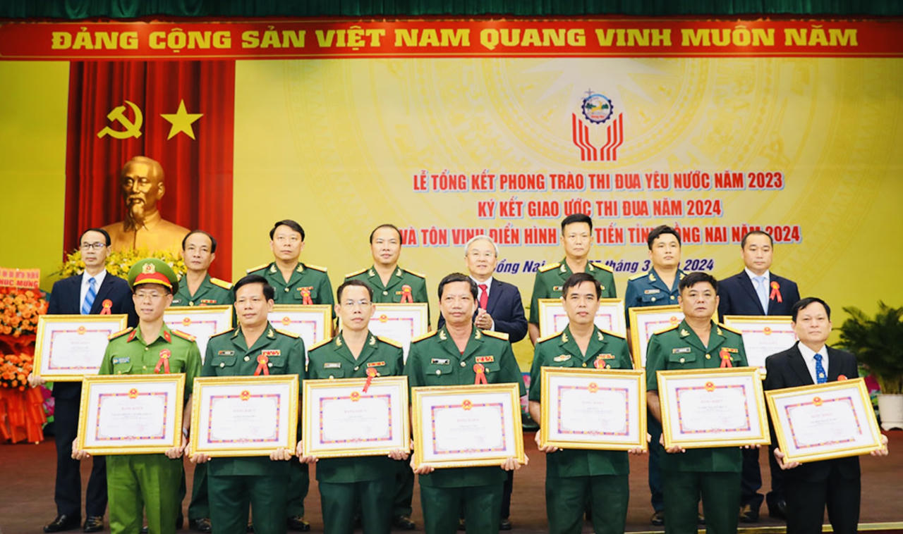 Đồng Nai: Khen thưởng 133 tập thể, cá nhân có thành tích xuất sắc trong phong trào thi đua yêu nước