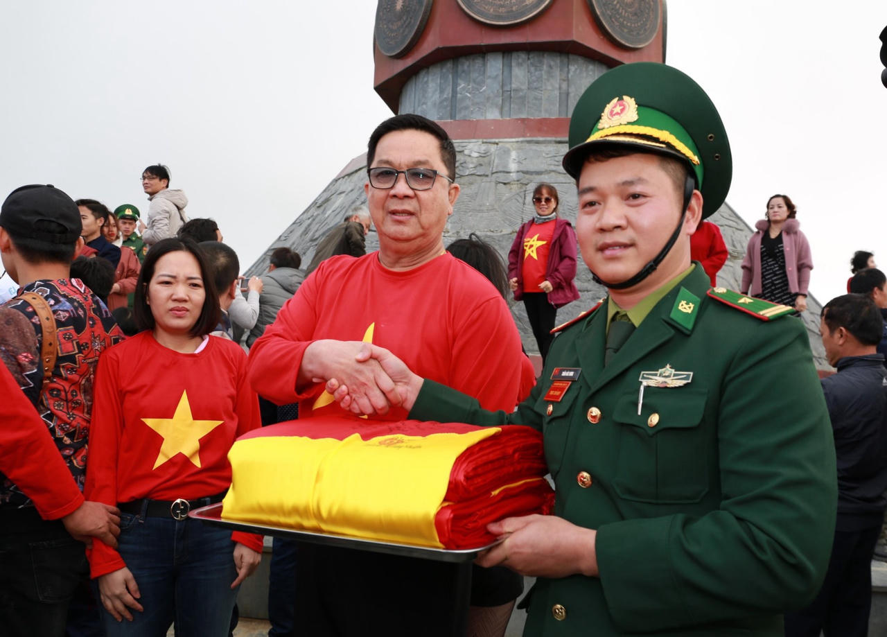 Lễ chào cờ đầu tuần - Nét văn hóa đặc biệt tại C.P. Việt Nam