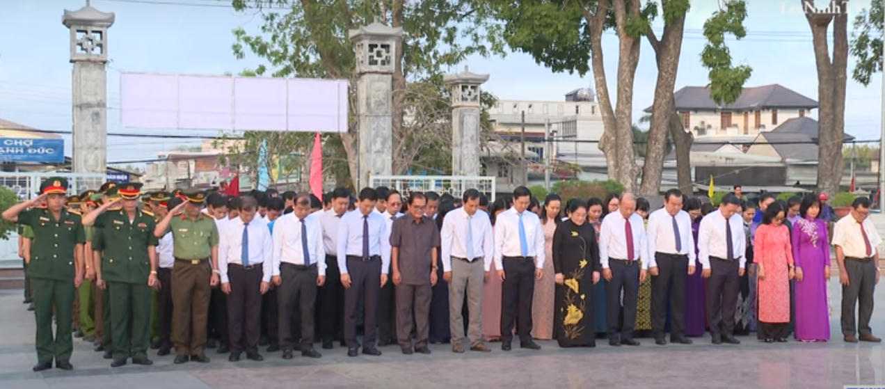 Lãnh đạo các tỉnh Đông Nam Bộ tri ân liệt sĩ nhân dịp 49 năm Ngày giải phóng miền Nam