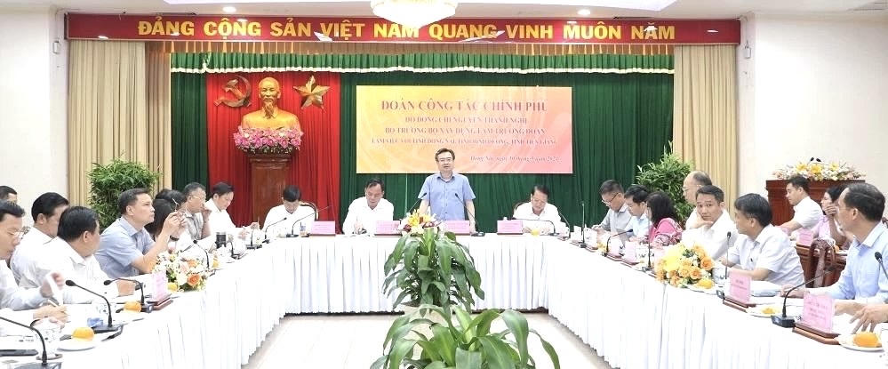 Lãnh đạo Bộ Xây dựng làm việc với tỉnh Đồng Nai, Bình Dương và Tiền Giang
