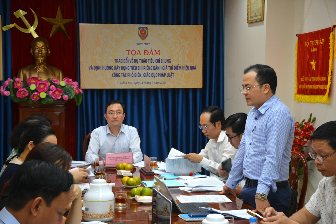 Tọa đàm xây dựng tiêu chí đánh giá công tác phổ biến, giáo dục pháp luật