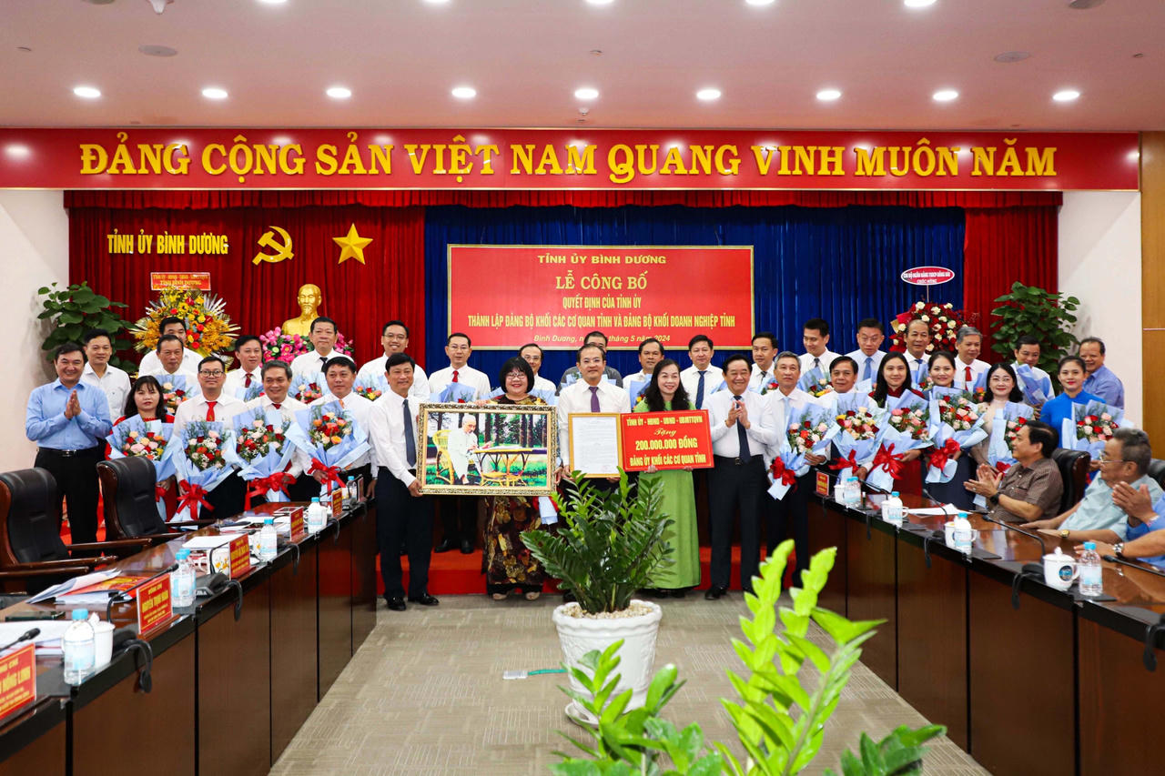 Thành lập Đảng bộ Khối các cơ quan tỉnh và Khối doanh nghiệp Bình Dương