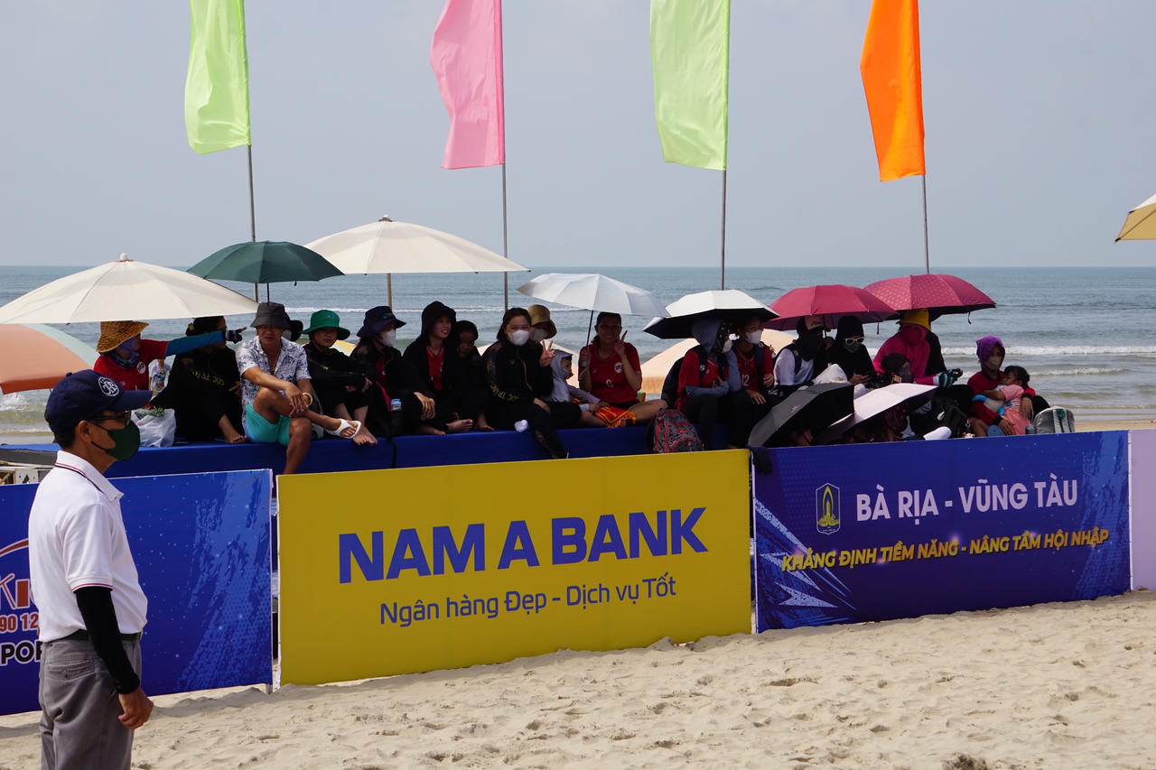 Giải vô địch Cầu mây bãi biển quốc gia năm 2024 - Hà Nội và Nghệ An bứt phá