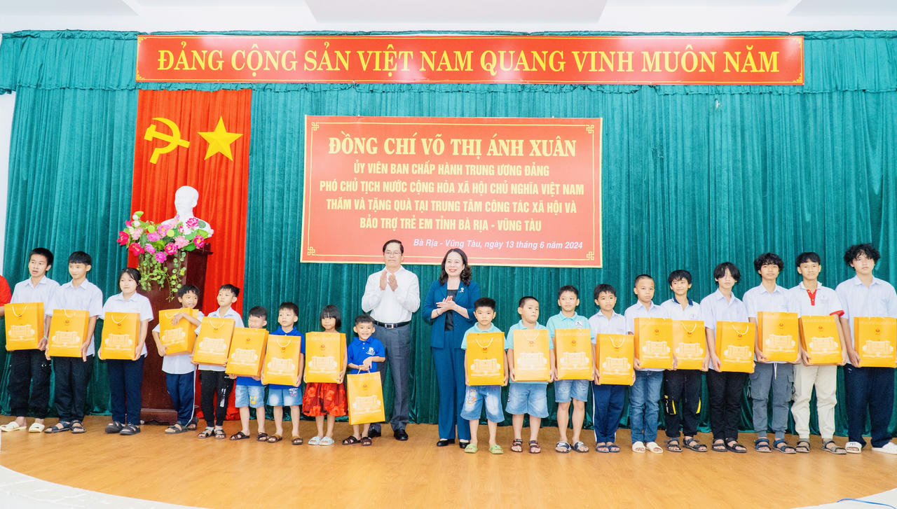 Phó Chủ tịch nước Võ Thị Ánh Xuân thăm, làm việc tại tỉnh Bà Rịa-Vũng Tàu