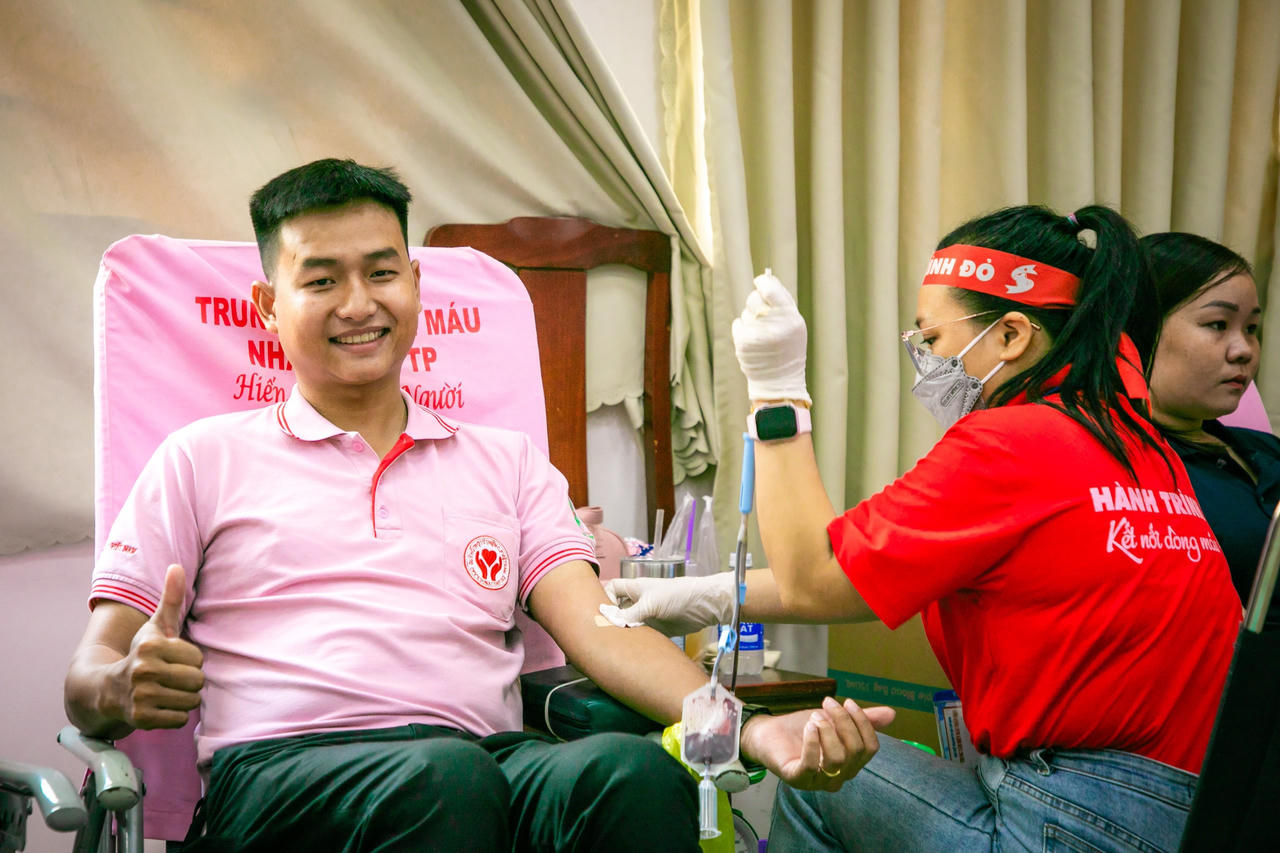 Hành trình Đỏ 2024 : Tôn vinh những gương mặt tiêu biểu