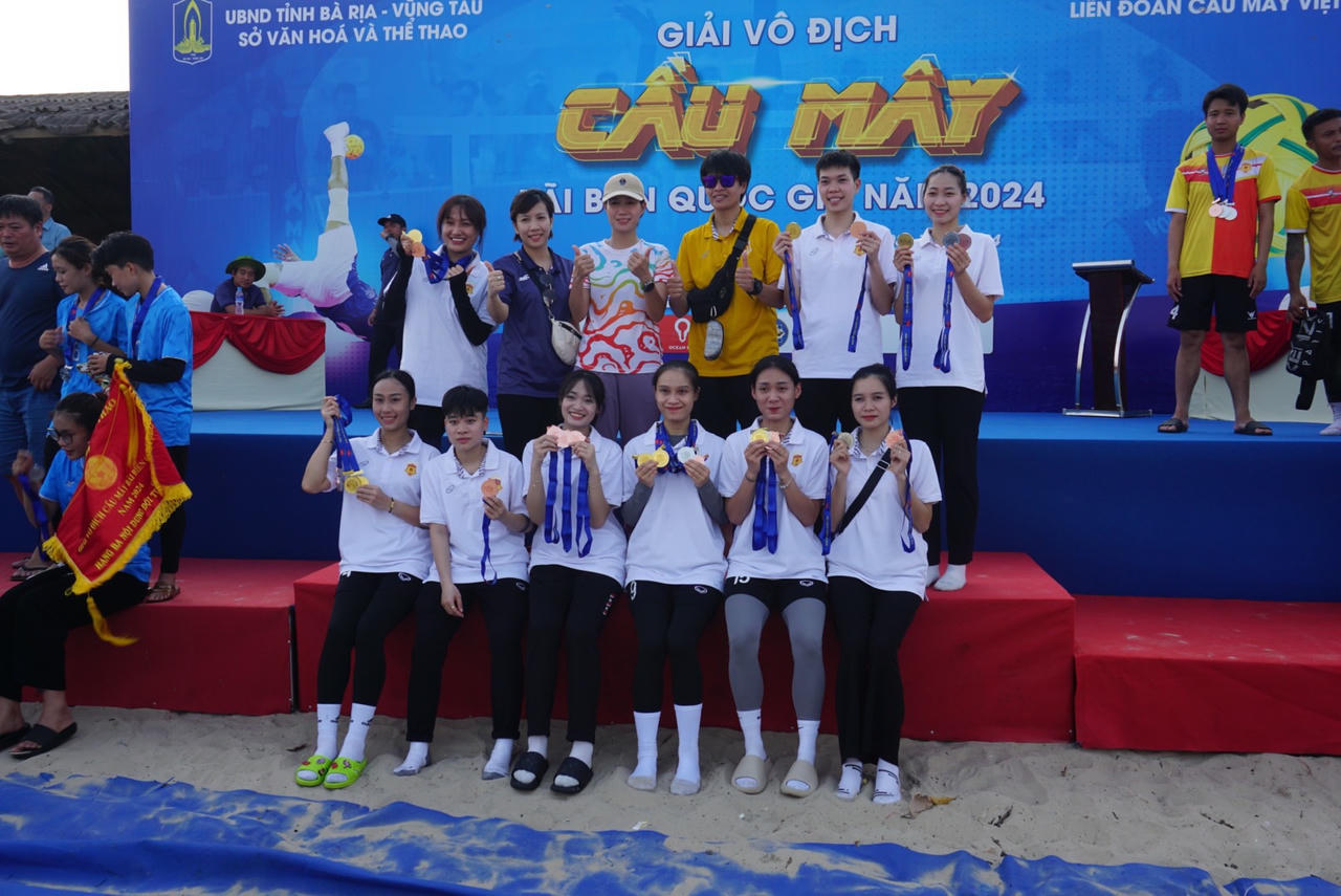Lễ bế mạc và trao giải vô địch cầu mây bãi biển quốc gia 2024