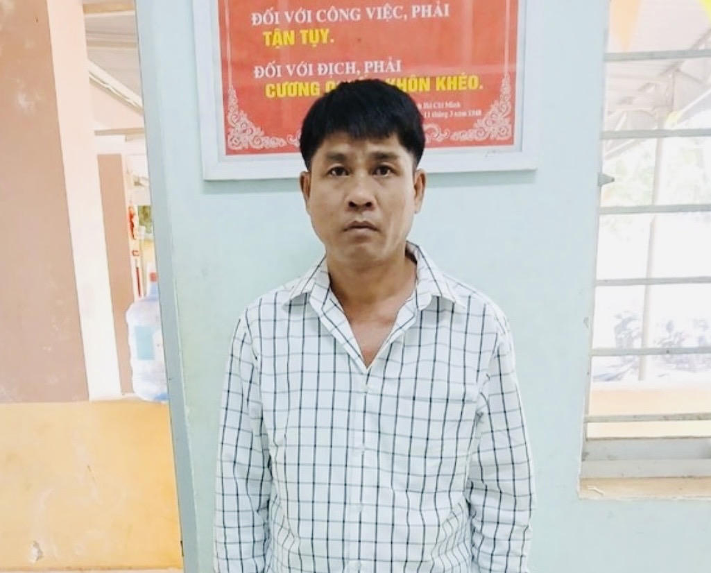Bé gái 10 tuổi nghi bị kẻ có 8 tiền án xâm hại