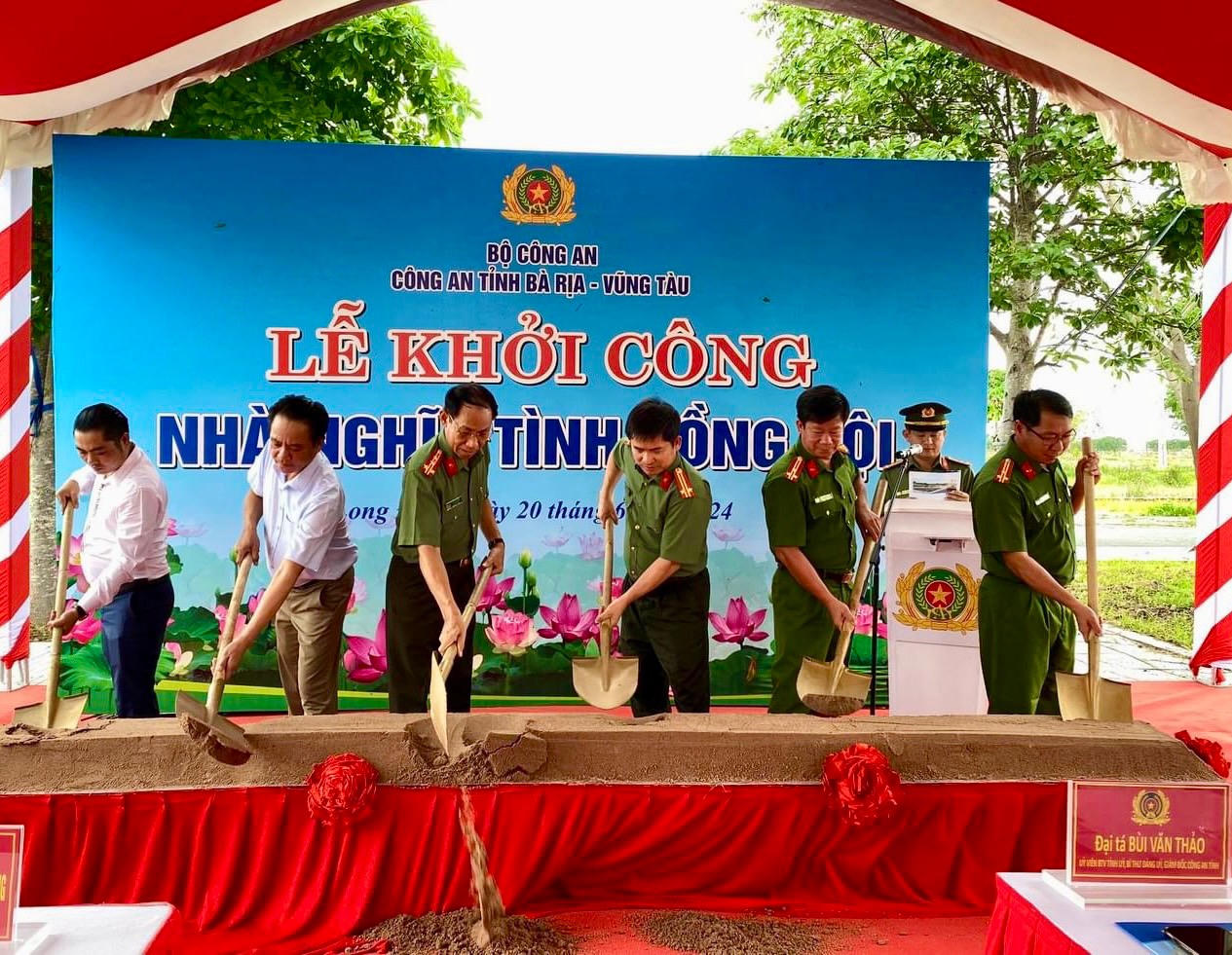 Công an tỉnh Bà Rịa - Vũng Tàu xây dựng, sửa chữa nhà nghĩa tình đồng đội