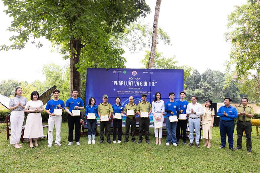 Lan tỏa tinh thần thượng tôn Hiến pháp và pháp luật thông qua những người nổi tiếng