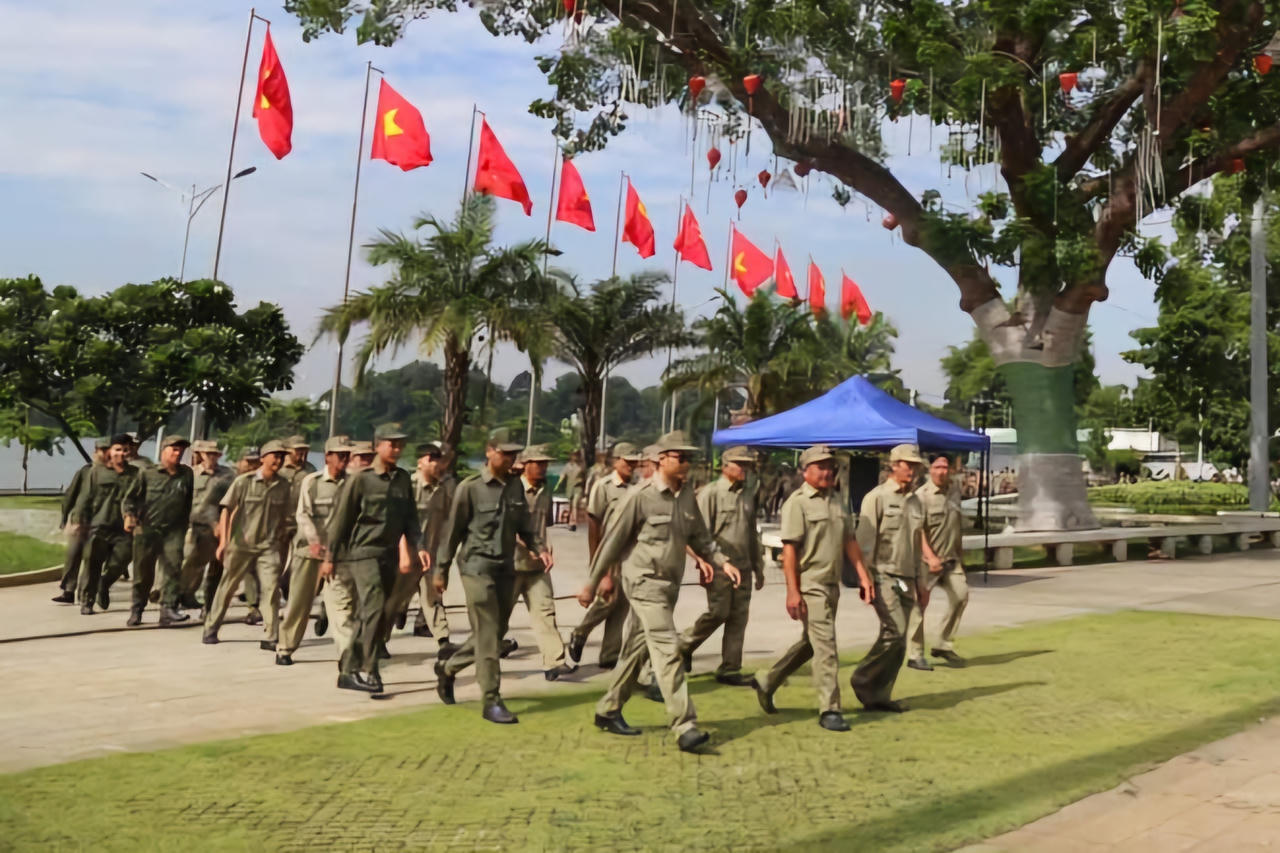 Các địa phương đồng loạt ra mắt lực lượng tham gia bảo vệ ANTT ở cơ sở