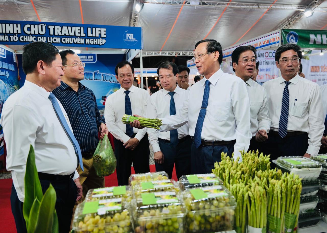 Ninh Thuận đưa sản phẩm OCOP, sản phẩm đặc thù đến người tiêu dùng và du khách Đà Nẵng