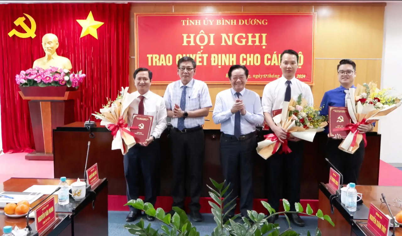 Bổ nhiệm, điều động cán bộ ở Bình Dương