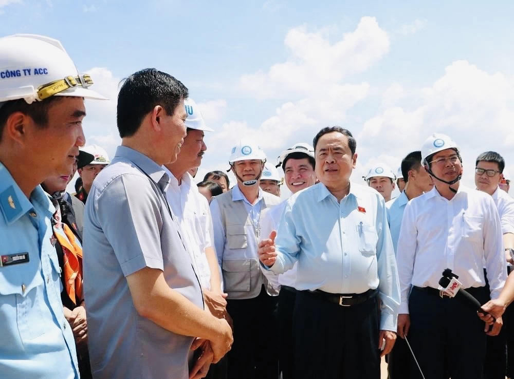 Chủ tịch Quốc hội Trần Thanh Mẫn kiểm tra tiến độ sân bay Long Thành