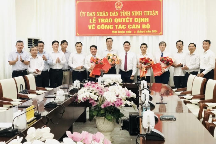 Tỉnh Ninh Thuận trao Quyết định về công tác cán bộ 