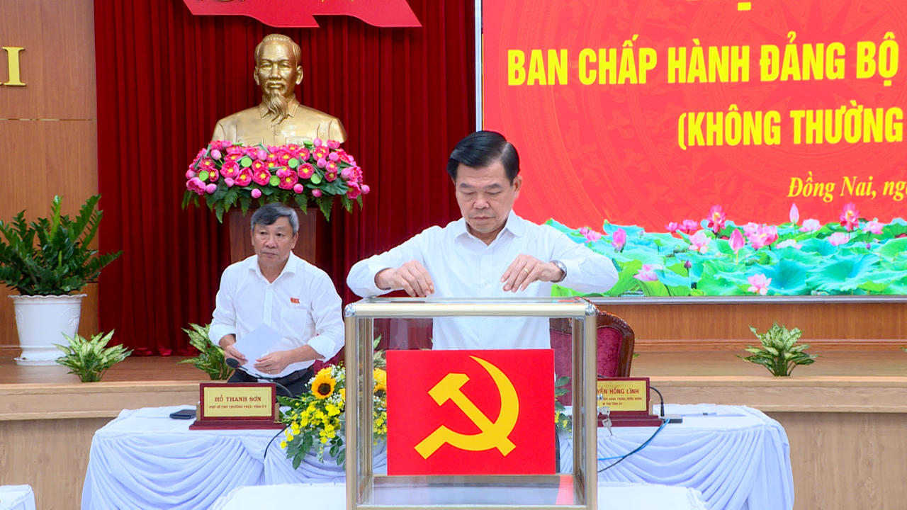 Quyền Chủ tịch UBND tỉnh Đồng Nai được bầu giữ chức Phó Bí thư Tỉnh ủy