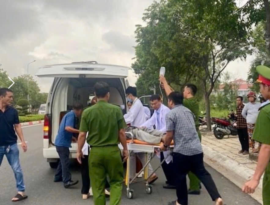 Cứu người đàn ông treo cổ trong tình trạng đã ngưng tim, ngưng thở