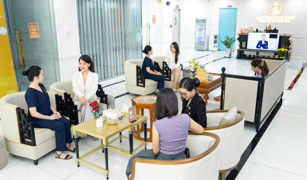 Viện Thẩm Mỹ DIVA tung hàng loạt khuyến mãi 'khủng' trong tháng 8