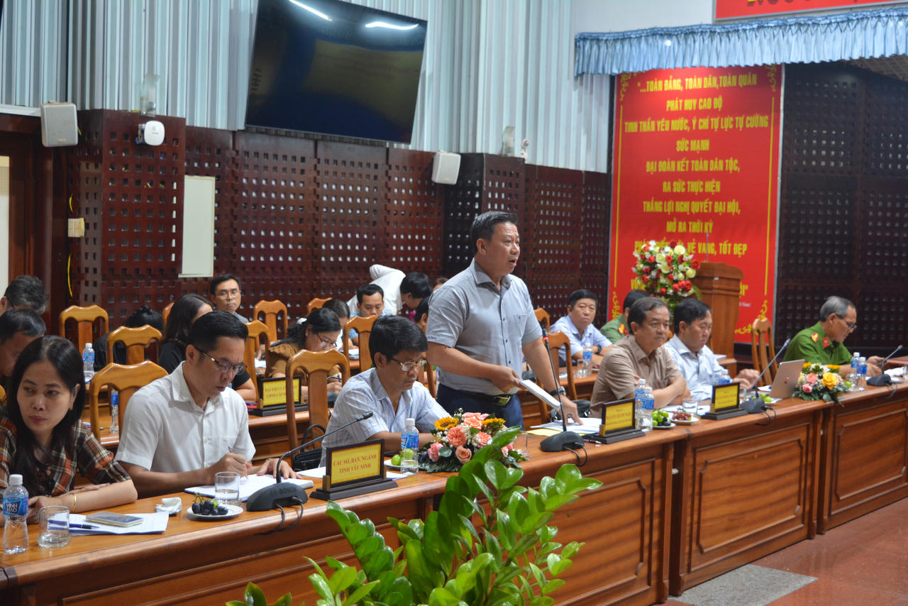 Thứ trưởng Đặng Hoàng Oanh kiểm tra công tác thi hành pháp luật về xử lý vi phạm hành chính tại Tây Ninh