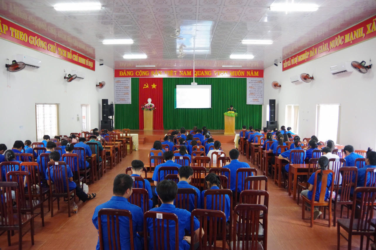 Tuyên truyền về chủ quyền biển, đảo và biên giới cho 100 đoàn viên, thanh niên TP Vũng Tàu